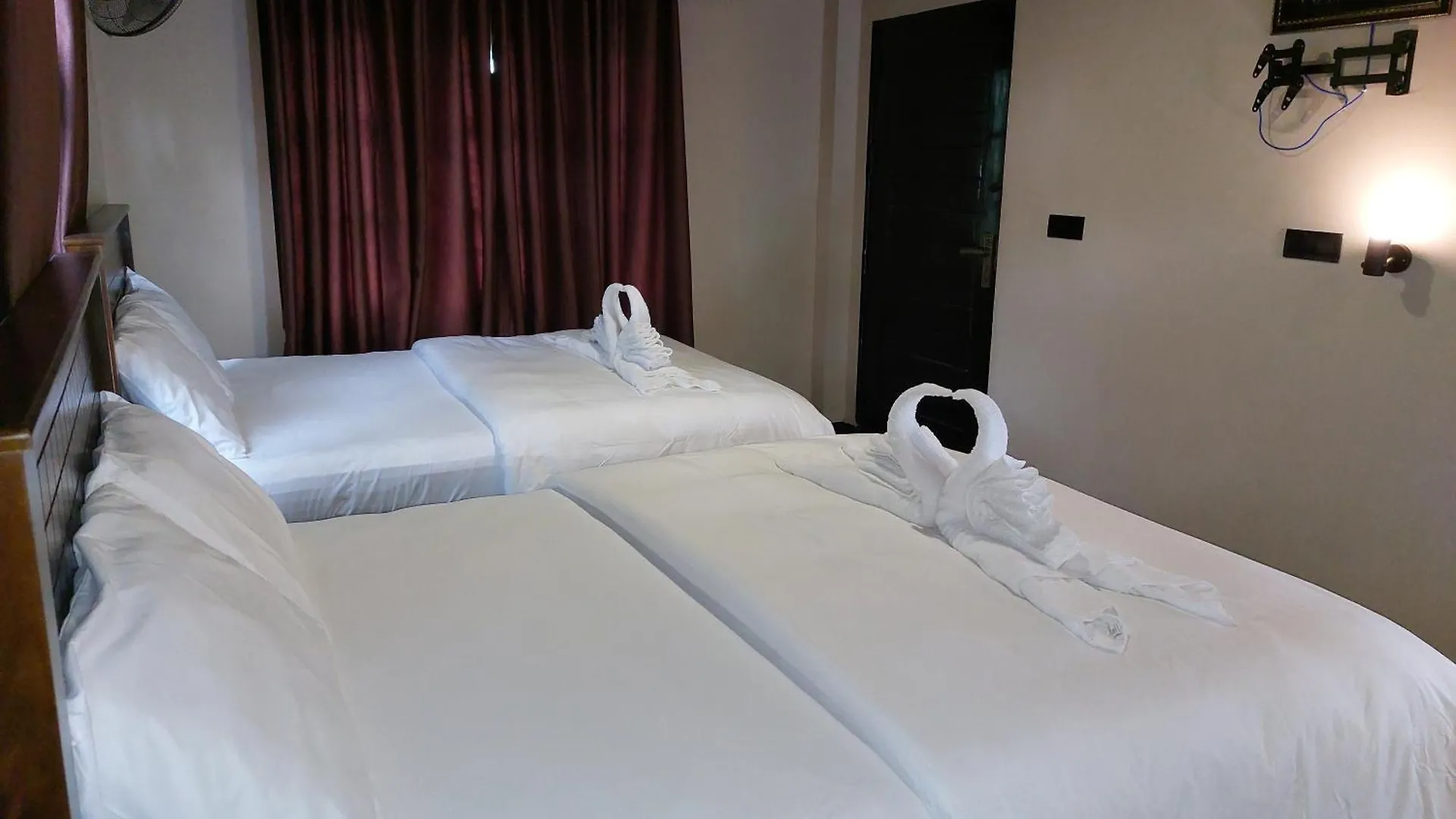 Edwin'S Airport Garden Bed & Breakfast Negombo