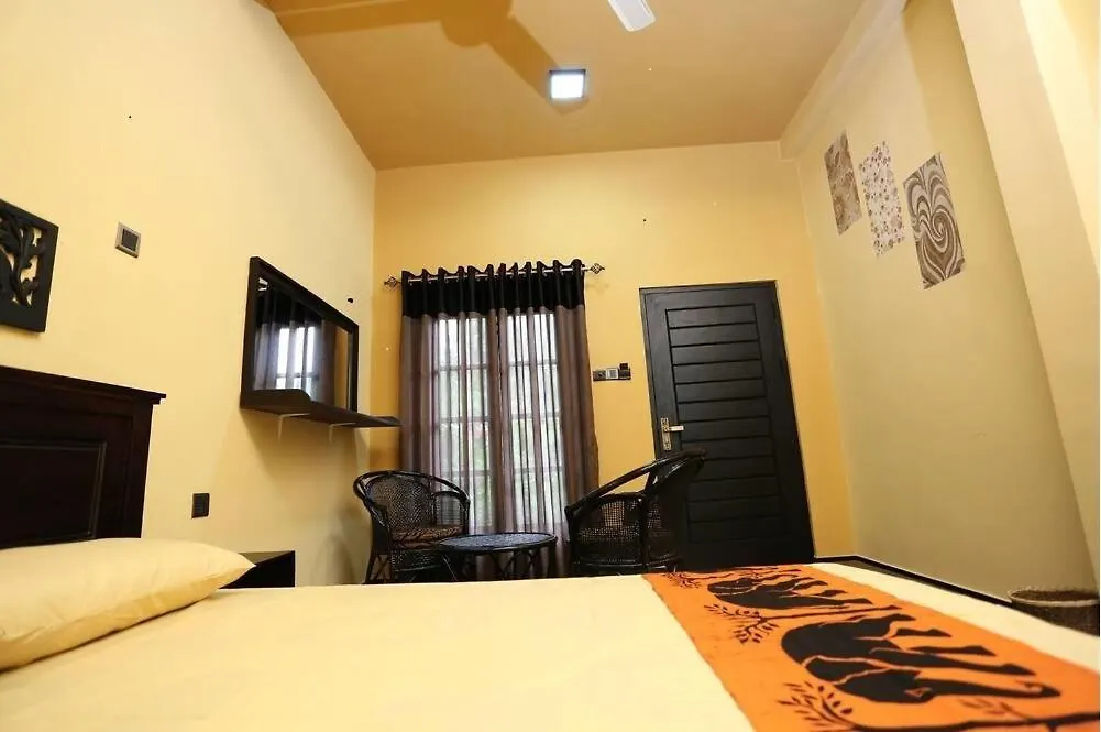 Edwin'S Airport Garden Bed & Breakfast Negombo
